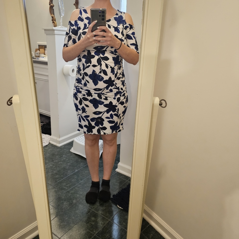 Maternity dress